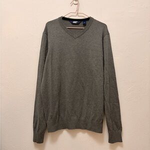 Lands' End Men's V-Neck Sweater in sterling grey
